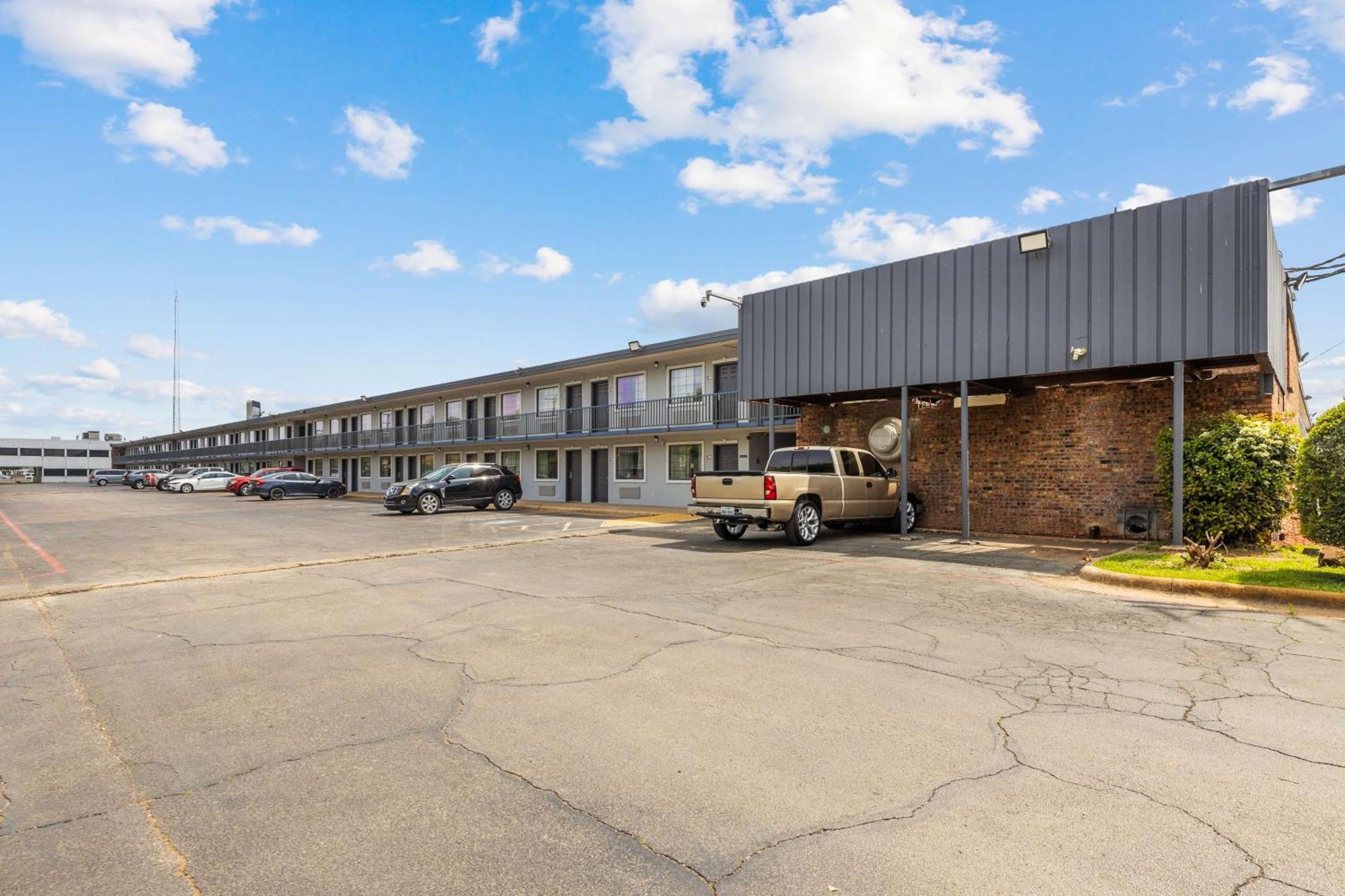 Americas Best Value Inn Fort Worth/Hurst Richland Hills Bagian luar foto